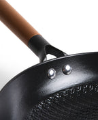Sartén de Hierro Fundido Ligero 28 cm de diametro Negra