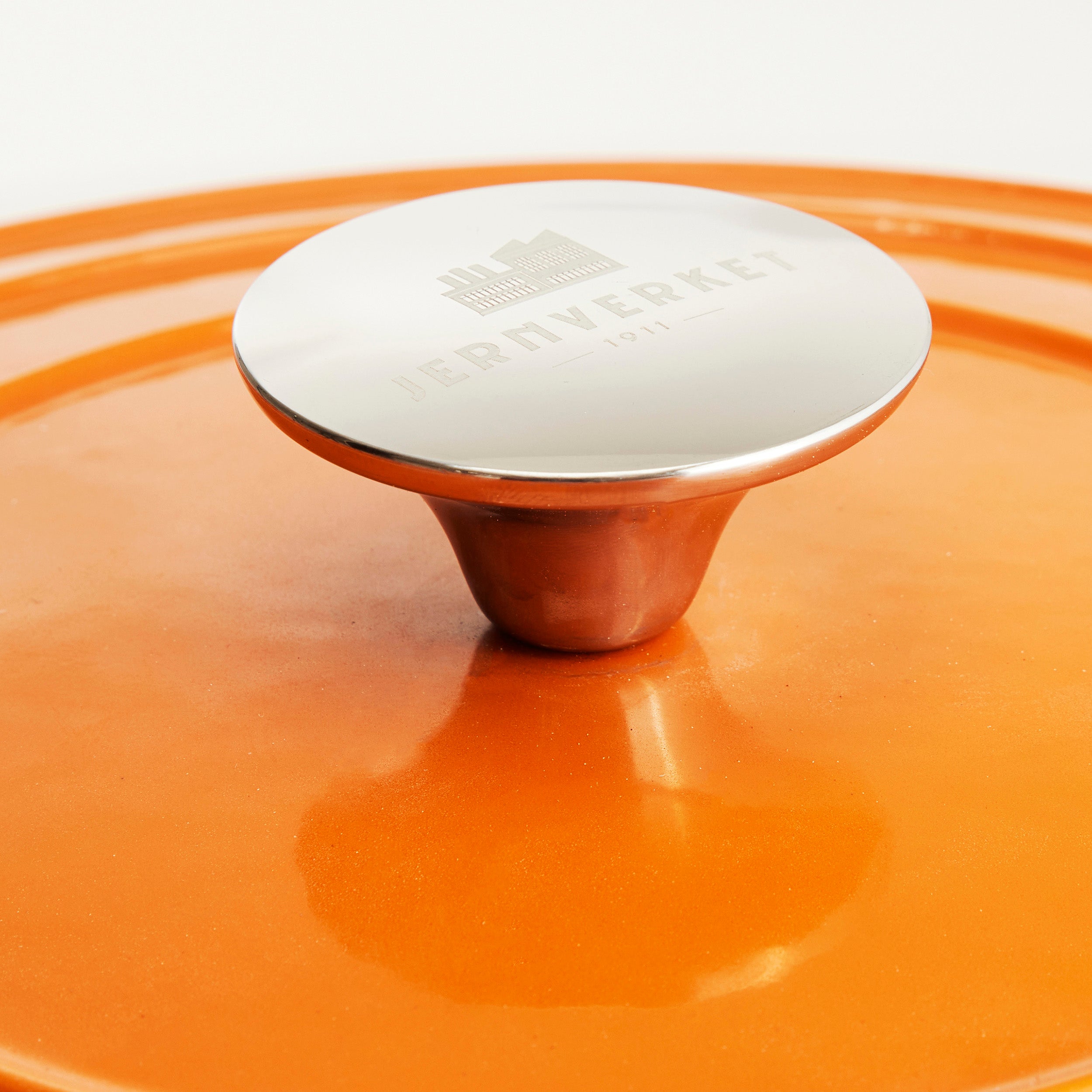 Olla Grande de Hierro Fundido con Tapa , 7 Litros, 29 cm diametro, Naranja